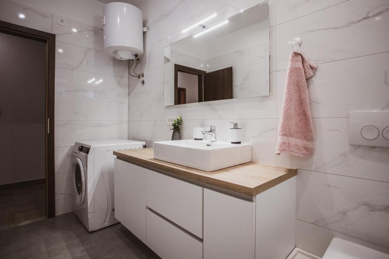 Comfort Sea View Apartment ดูกีรัท ภายนอก รูปภาพ